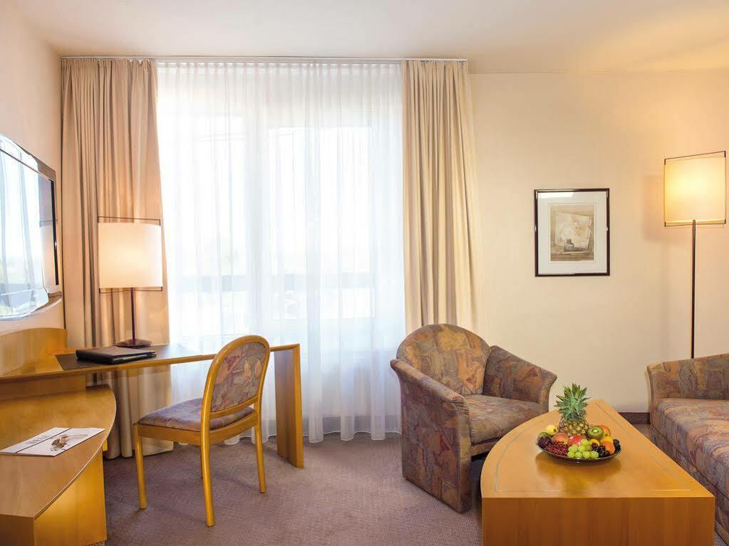 Victor'S Residenz-Hotel Frankenthal フランケンタール エクステリア 写真